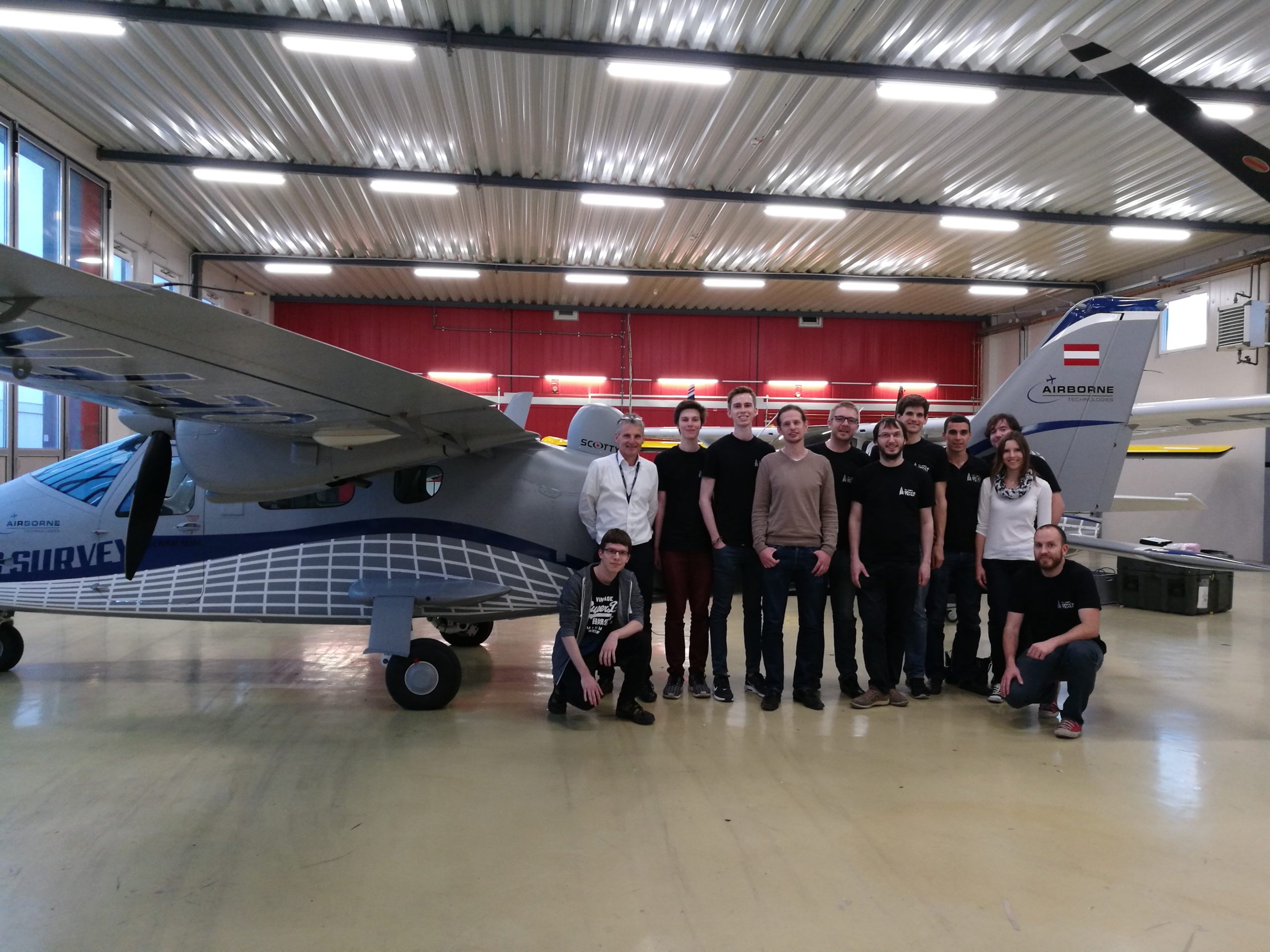 Space Team besucht Airborne Technologies